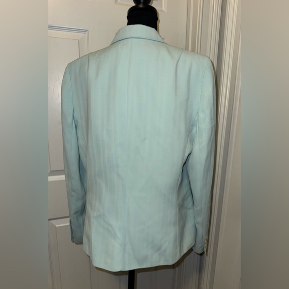 Kasper Women's Soft Blue Blazer - Picture 4 of 7